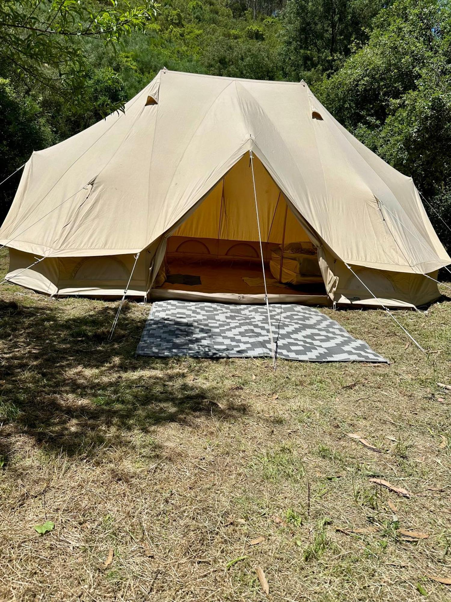 Giant Canvas Rental Tent Agro-Turismo Quinta Da Fonte Figueiro Dos Vinhos Extérieur photo